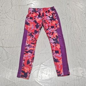 Nike Girls Camo Leggings...Size M